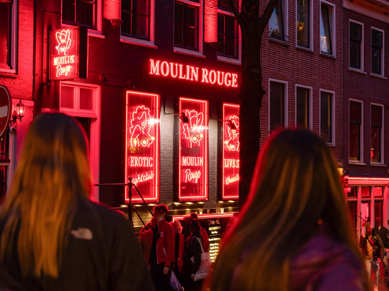 Guided Red Light District Tour in a Small Group