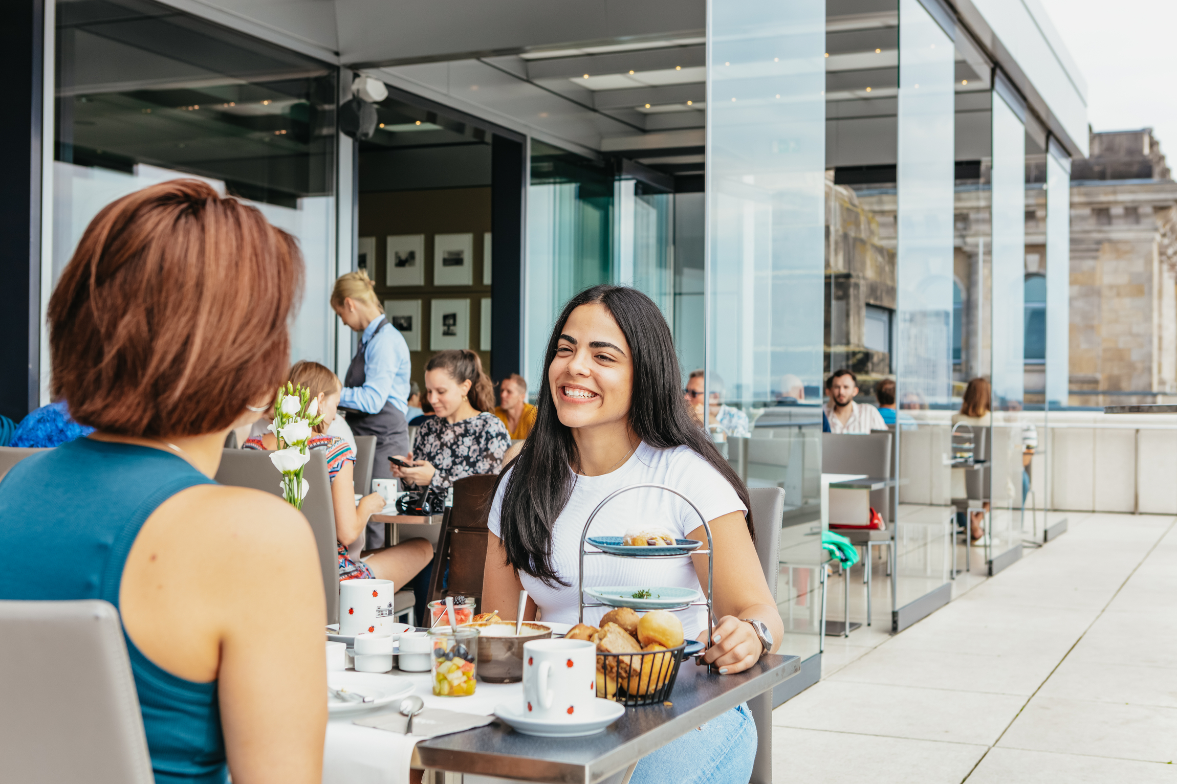 Bundestag: Rooftop Breakfast Reichstag Käfer Restaurant
