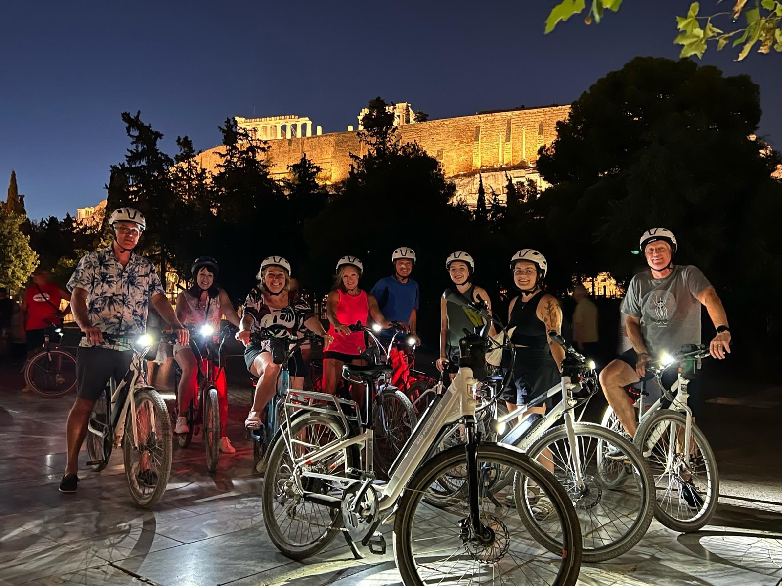 2-Hour Highlights Tour by E-Bike After Sunset