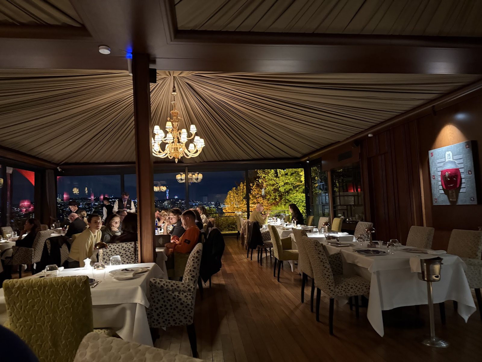 Sunset Grill & Bar