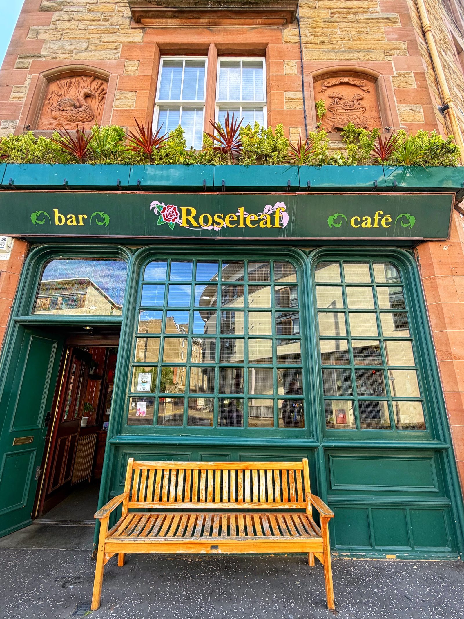 Roseleaf Bar Cafe