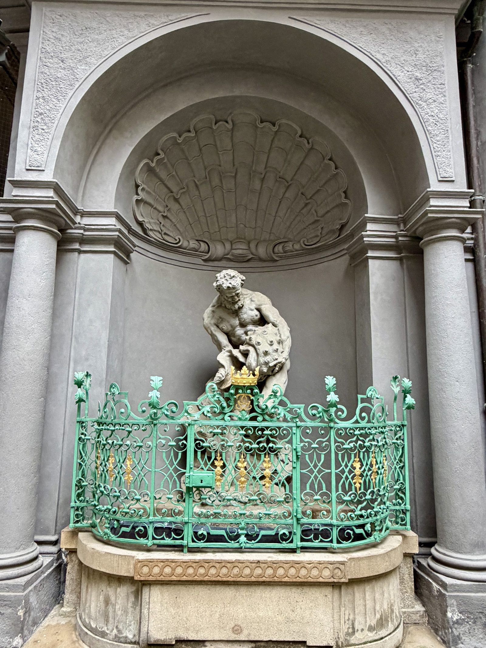 Clam-Gallas Palace