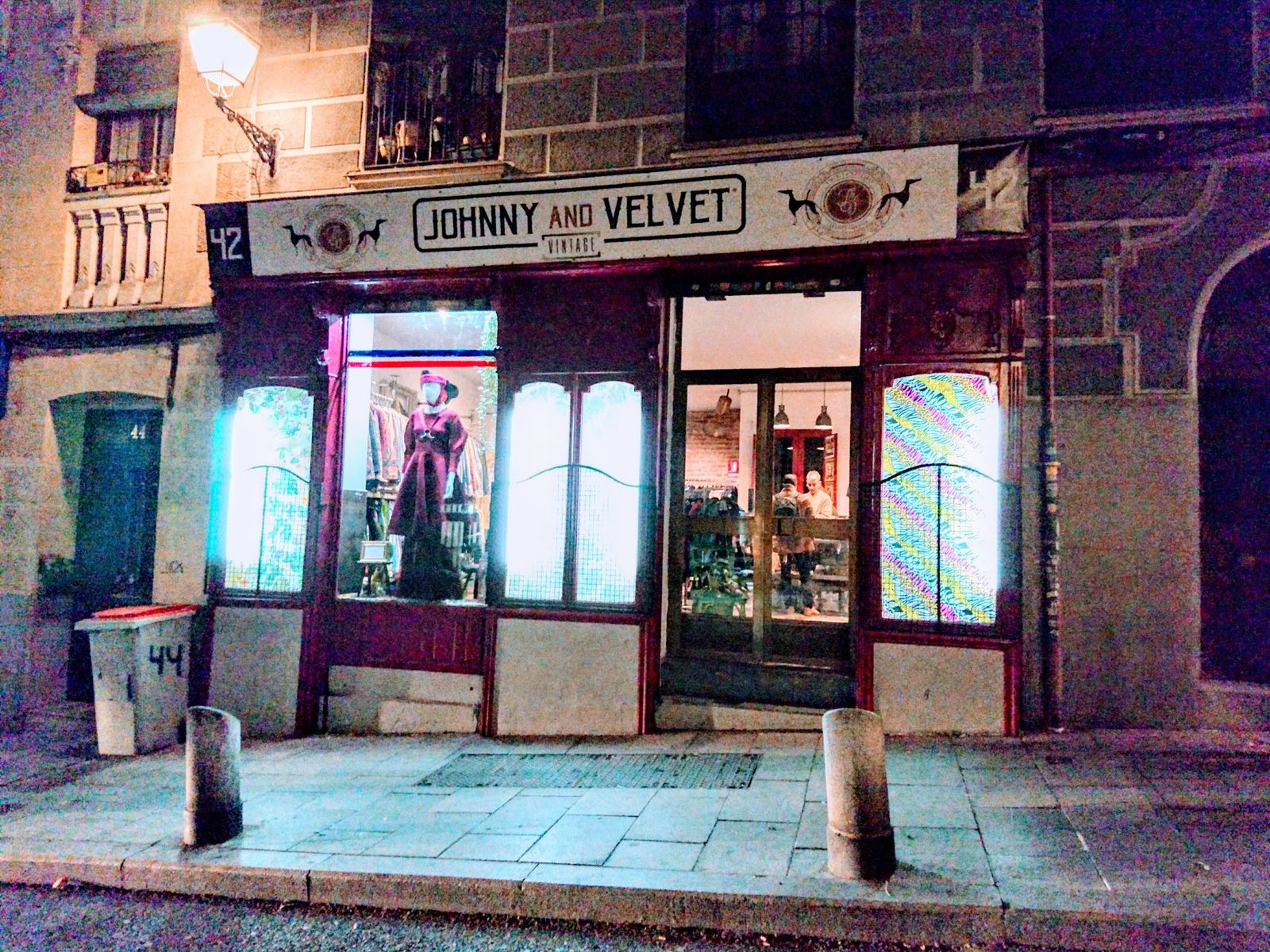 Johnny and Velvet