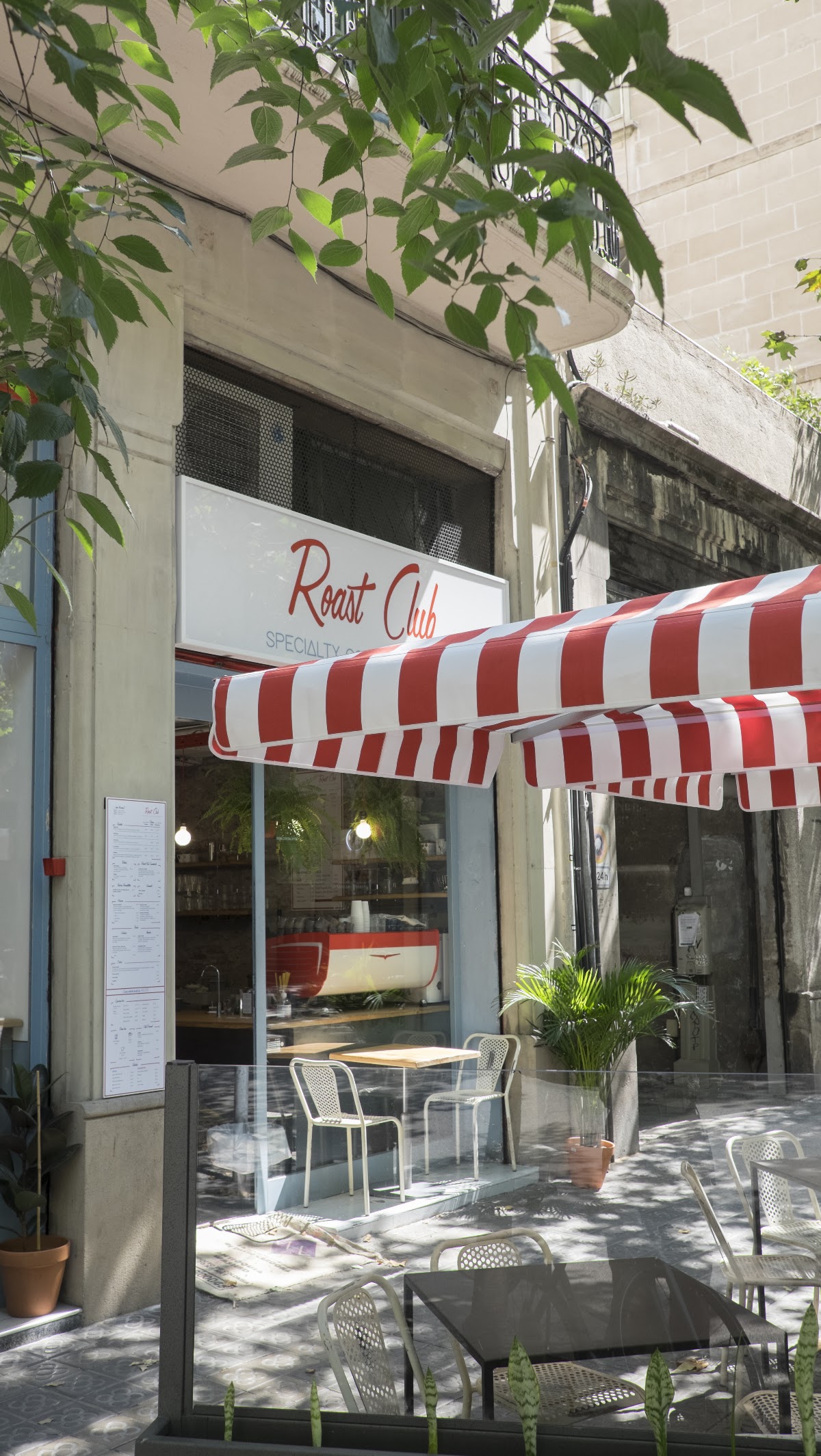 Roast Club Café