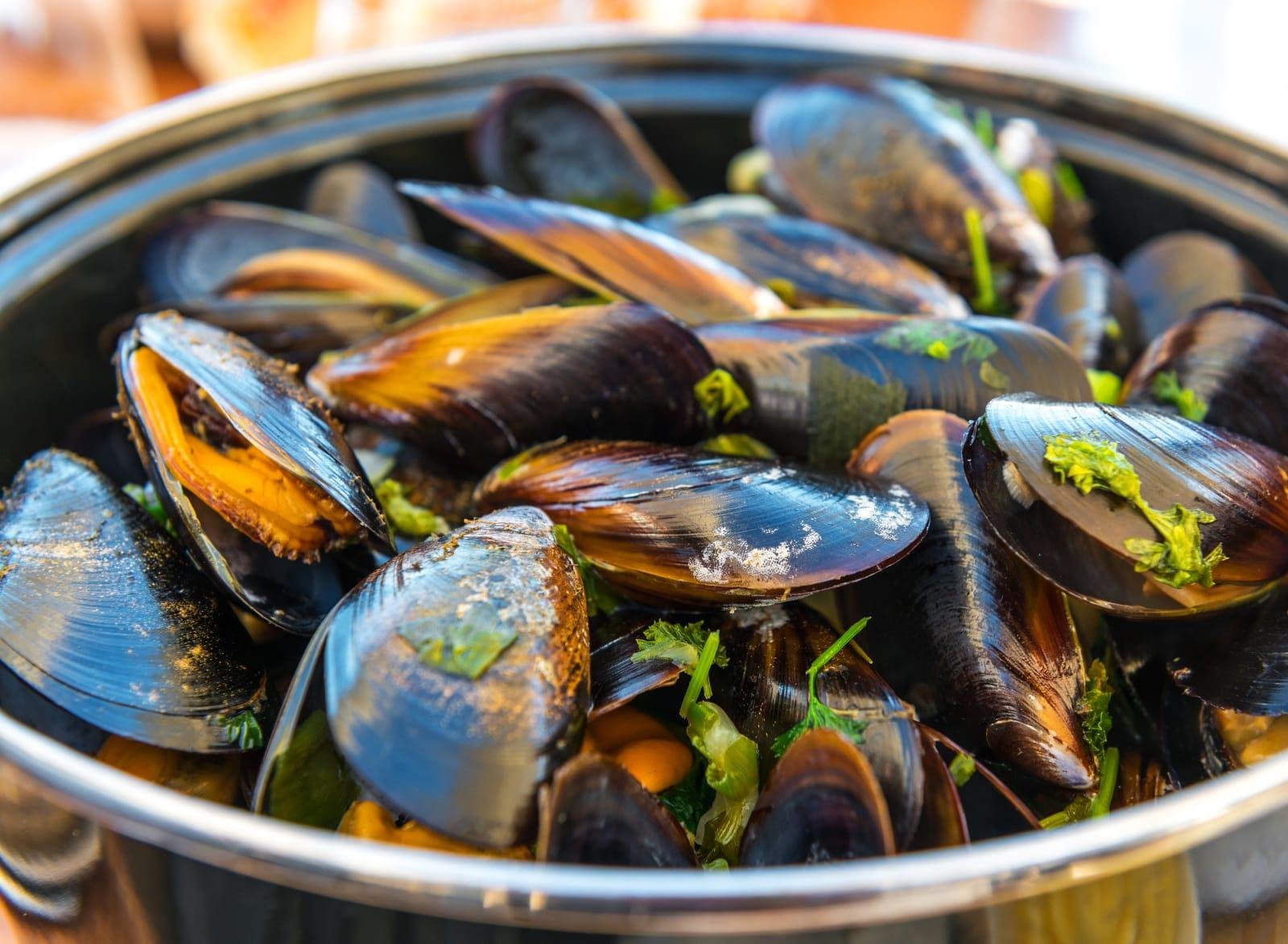 Brussels Food Tour with Chocolate, Beer, Waffle, Sightseeing