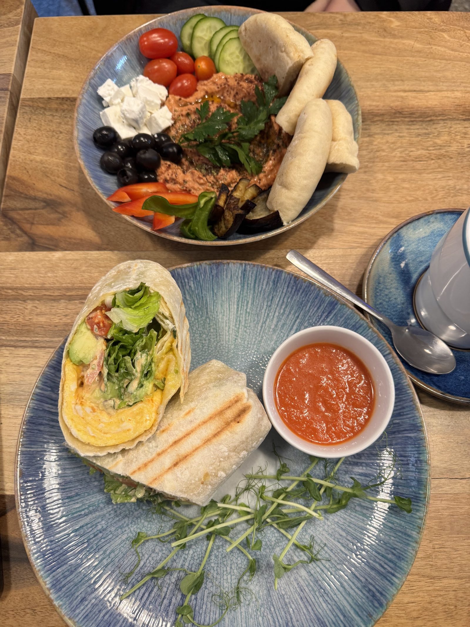 Hummus Amamamusi