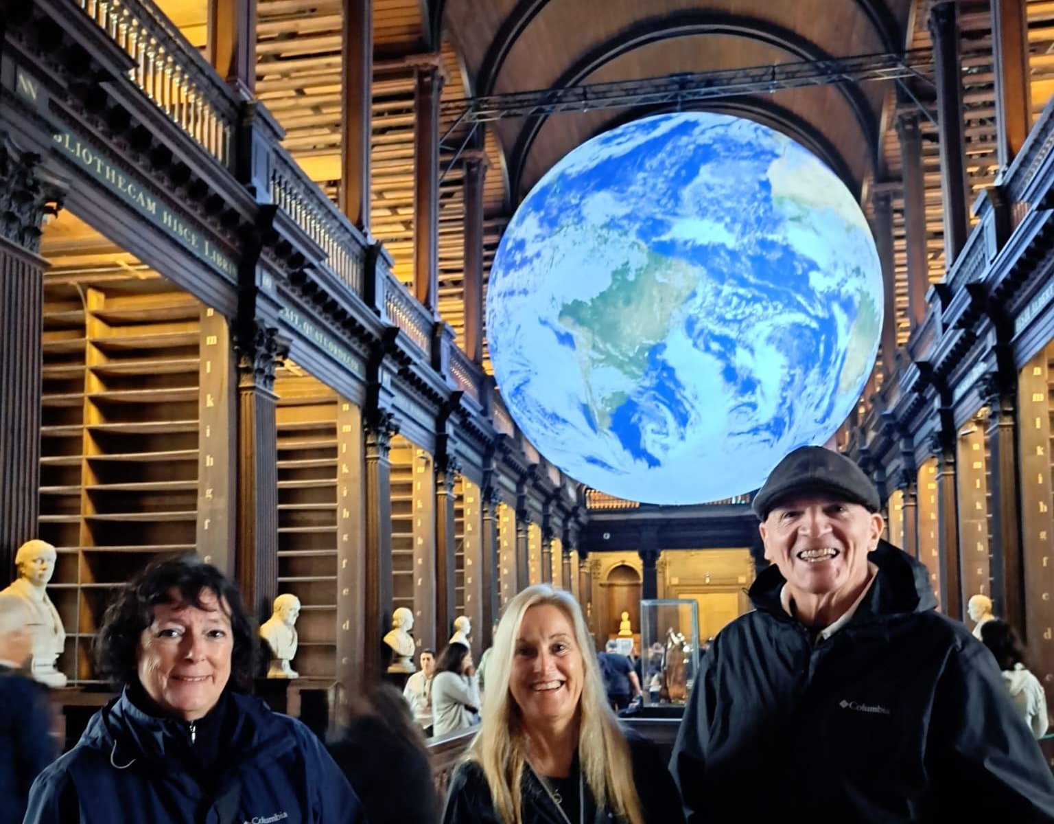 Fast-Track Book of Kells Ticket & Dublin Castle Tour