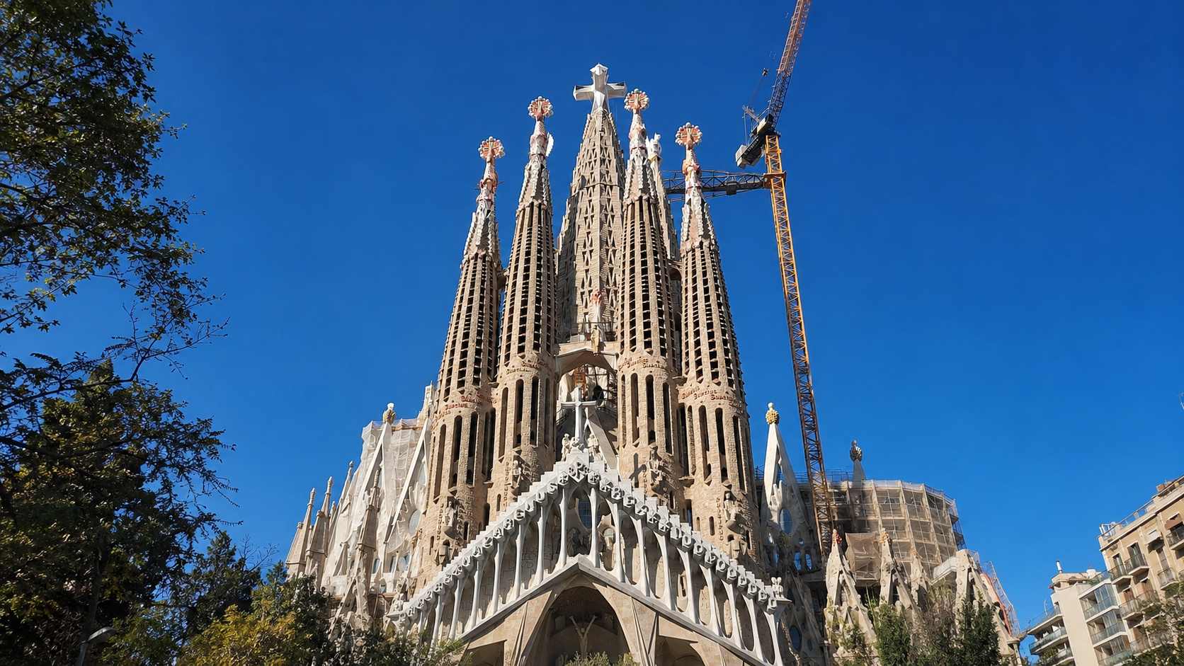 Sagrada Familia Skip-the-Line Entry Ticket & Tour