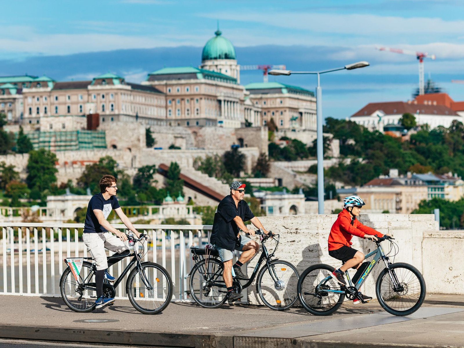 Grand Sightseeing Bike Tour