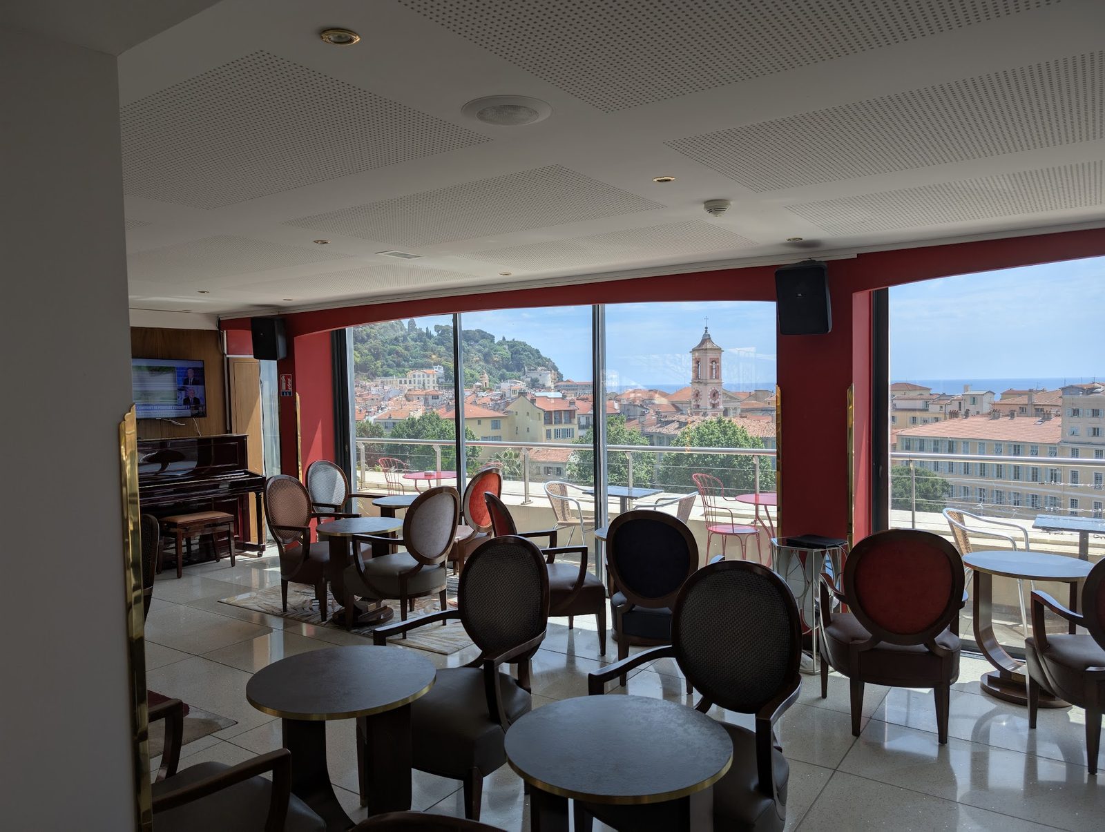 Moon Bar Restaurant