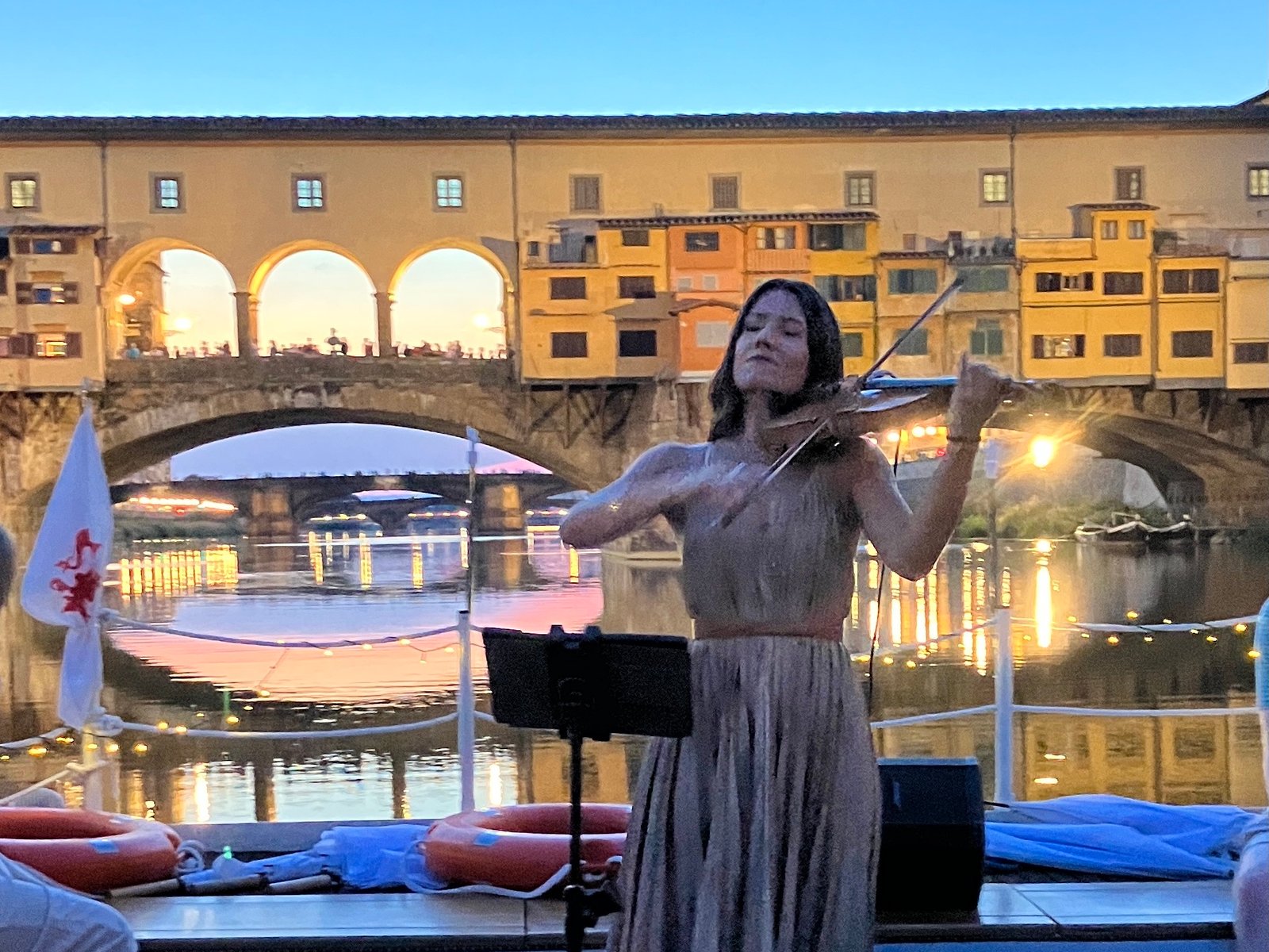 Arno River Cruise with a Live Concert