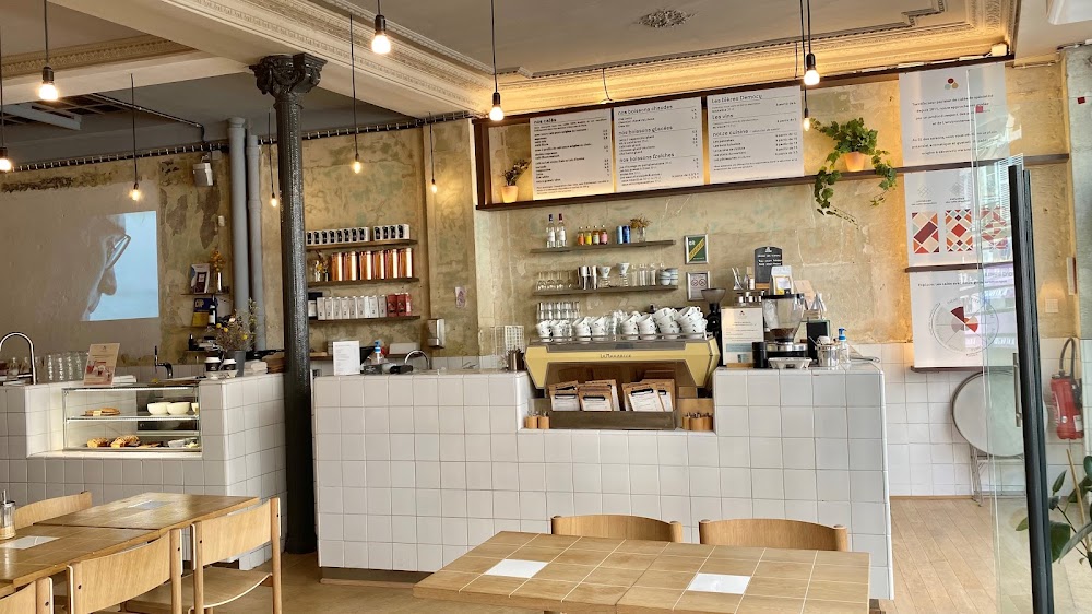 Coutume Cafe