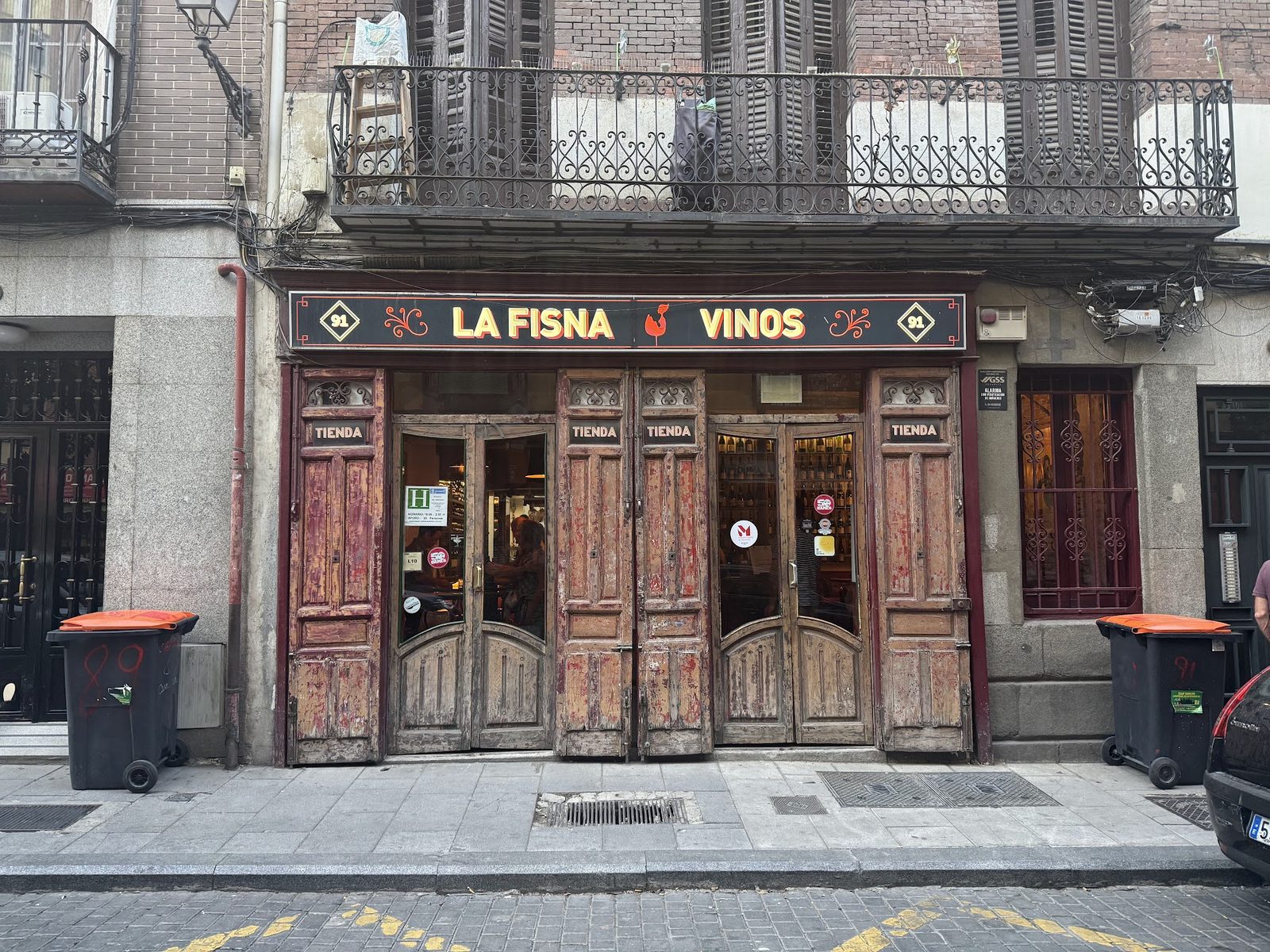 La Fisna Wine Bar