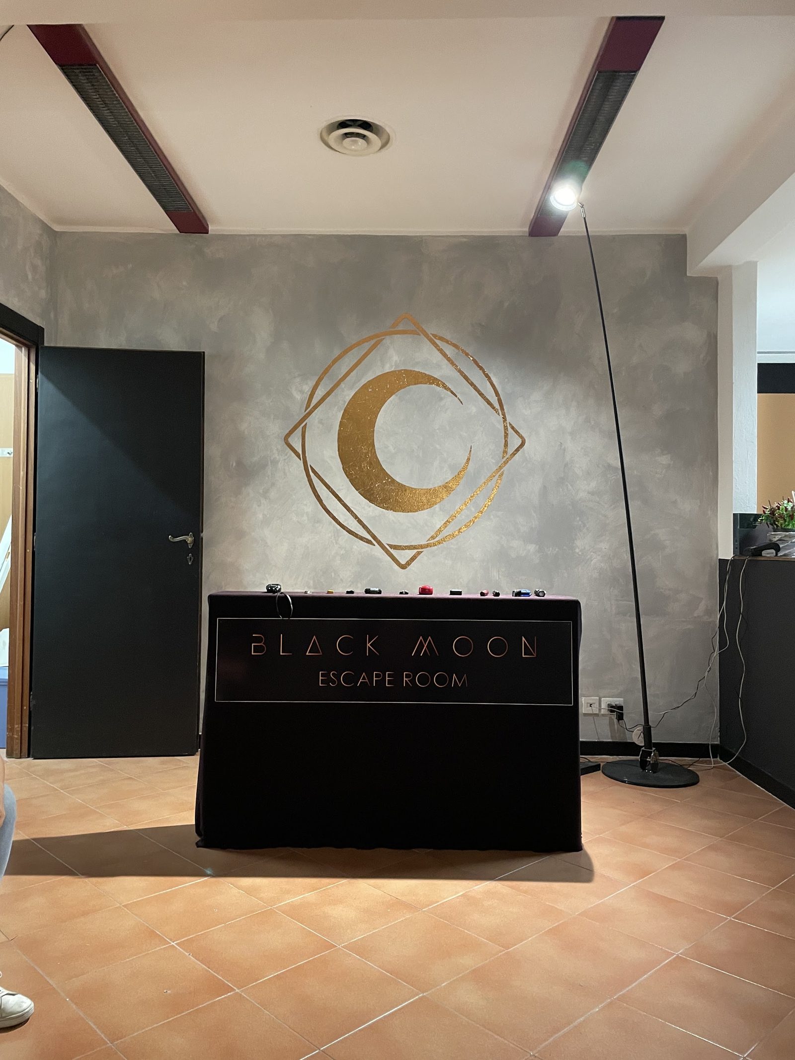 Black Moon Escape Room
