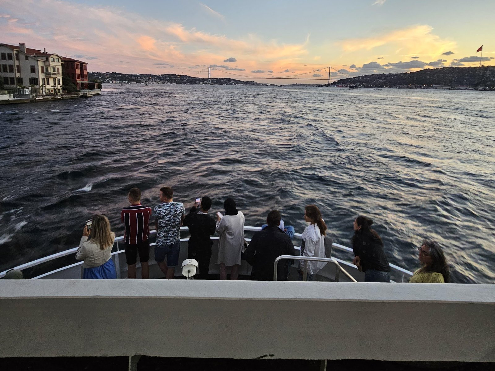 2–3 Hour Day Cruises with Asian Side Stop