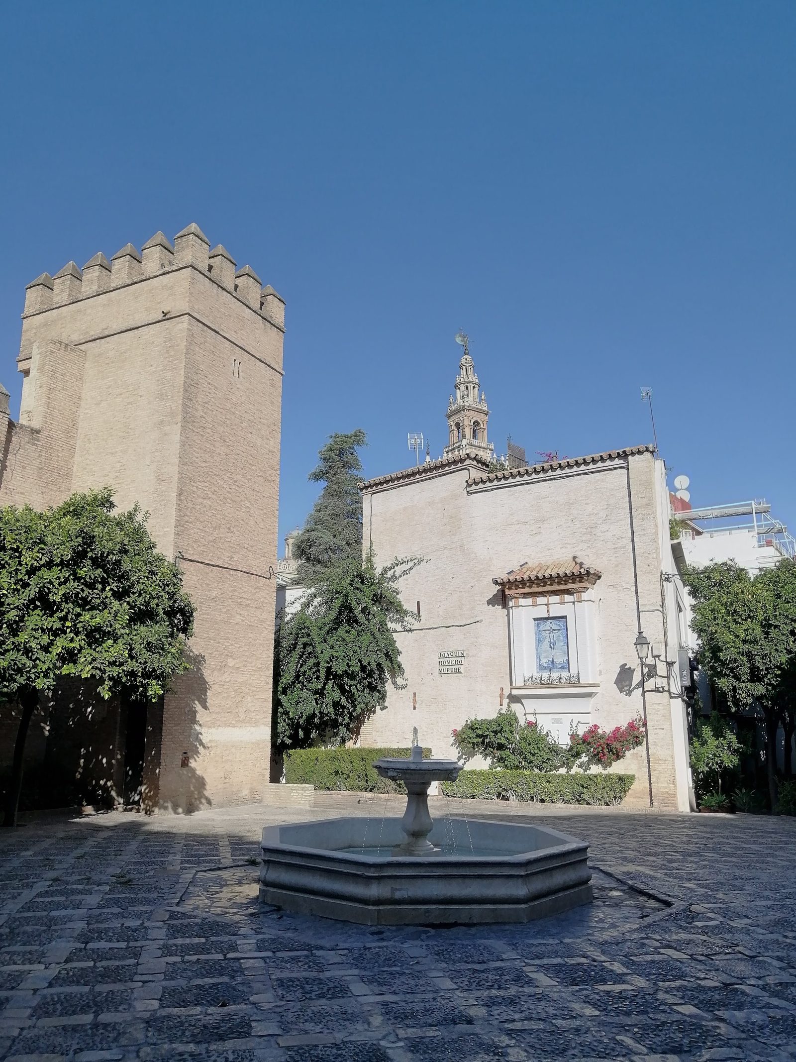 Santa Cruz, Seville