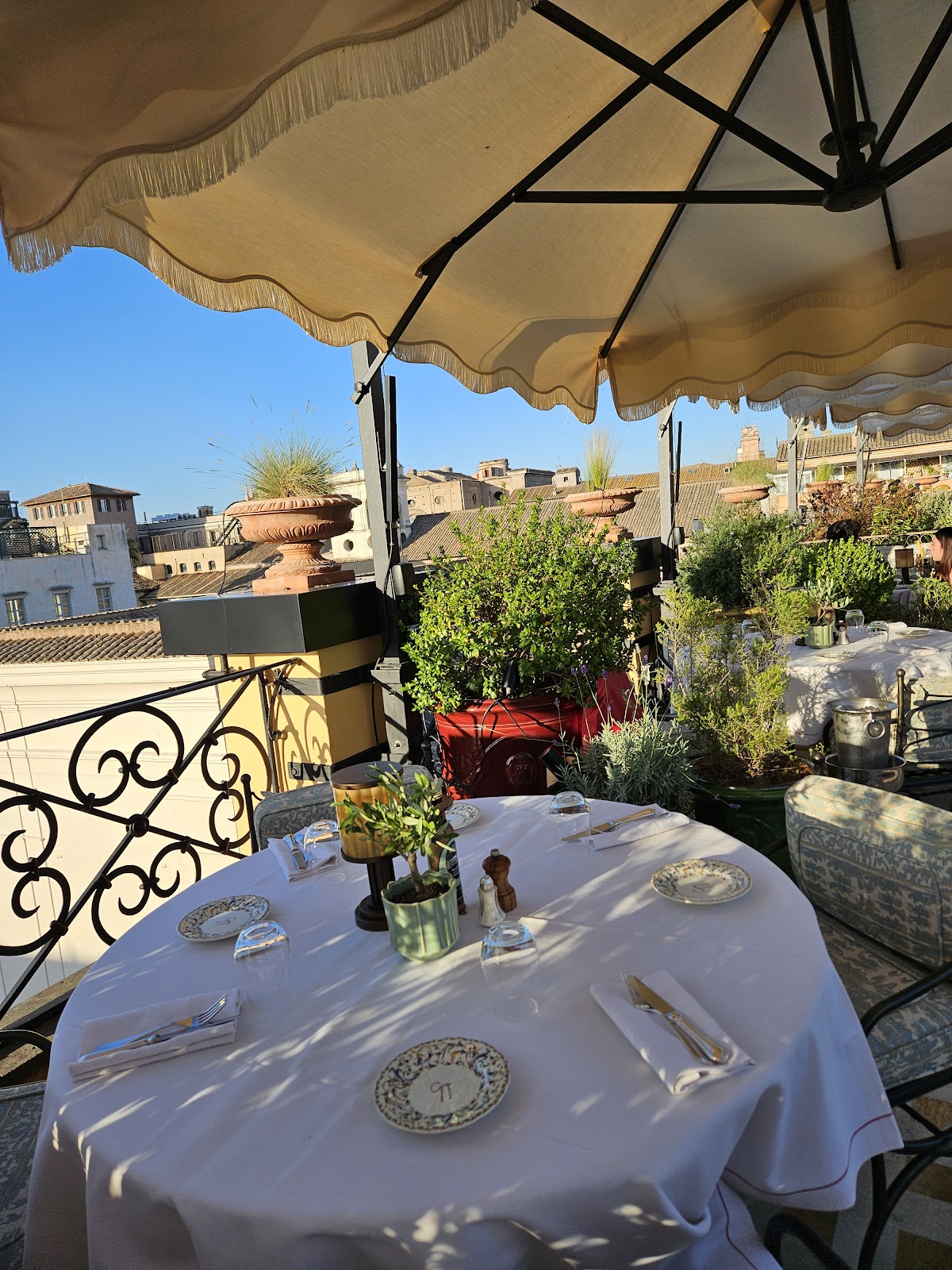 hotel minerva rome rooftop bar