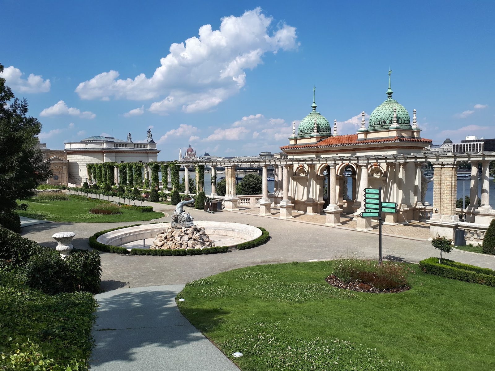 Castle Garden Bazaar
