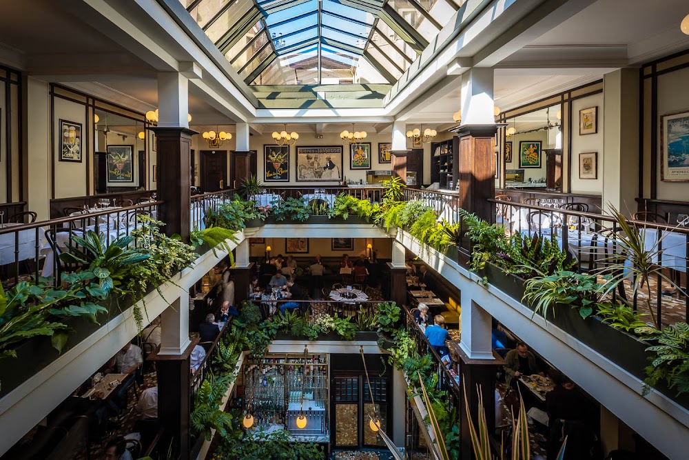 Le Cafe du Commerce