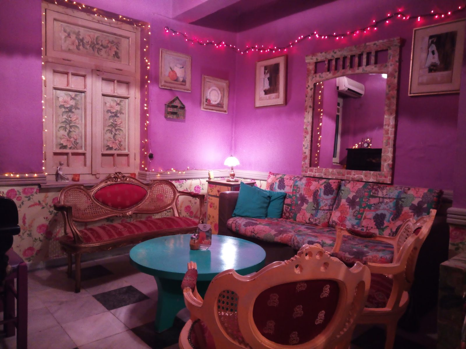 Kimolia Art Cafe