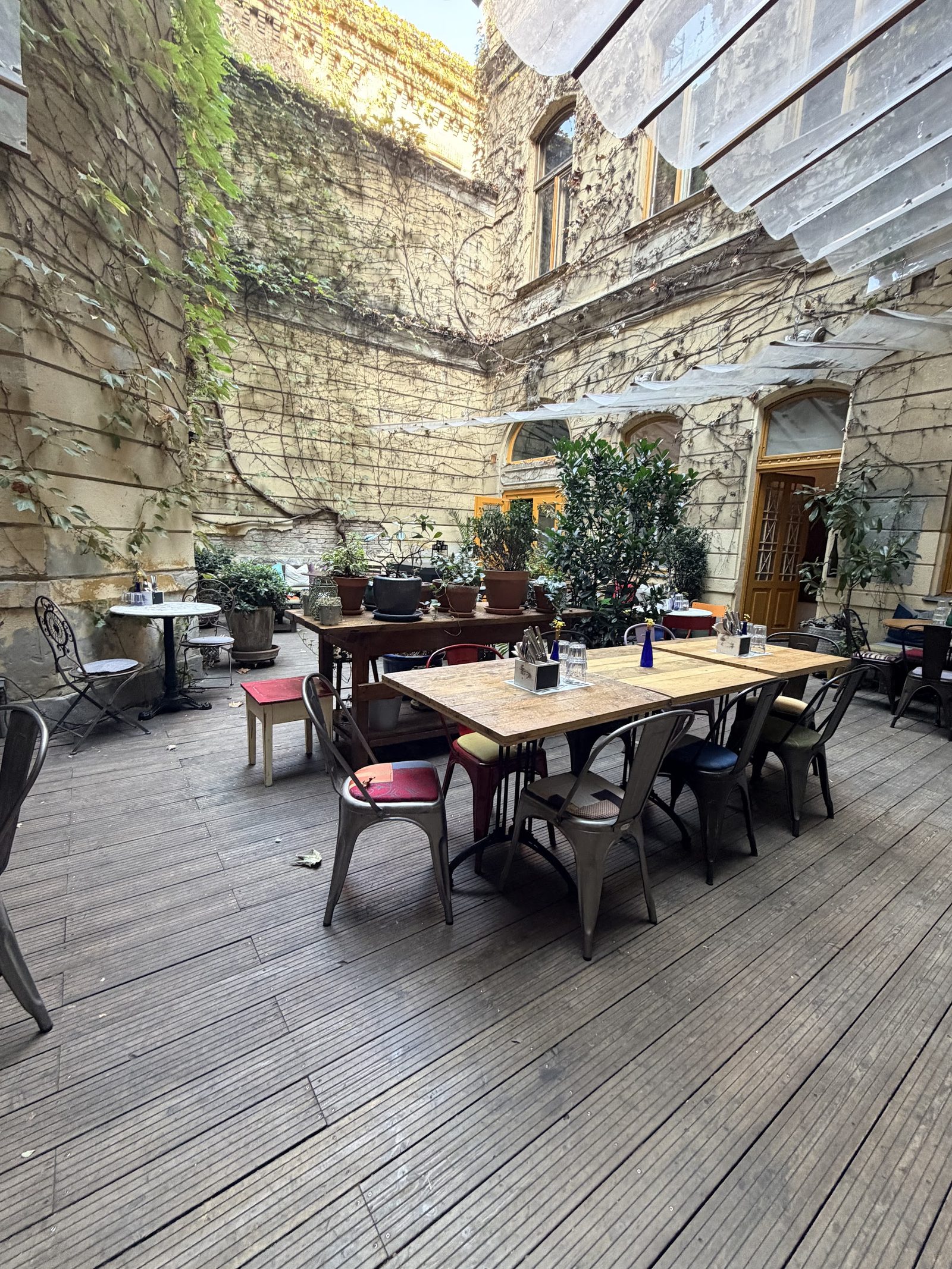 Brody House Cafe, Bar & Bistro