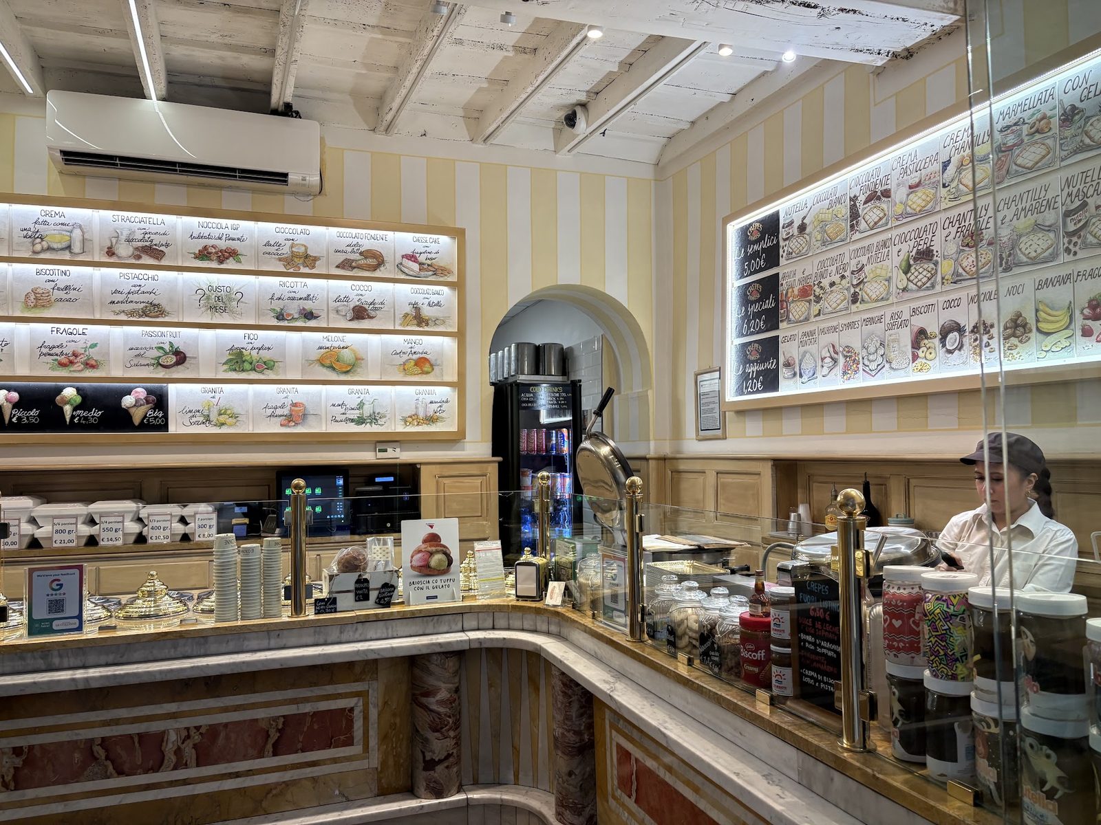 LE COLONNE GELATI & CREPES