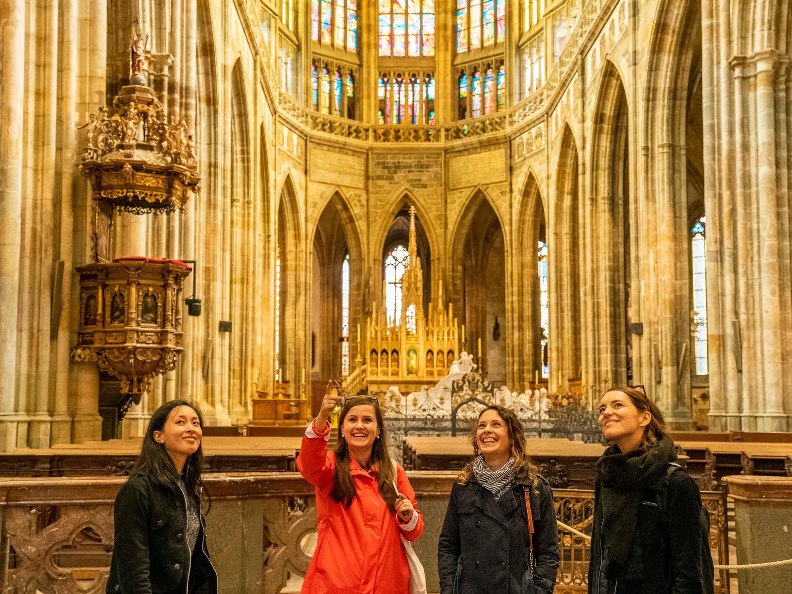 Castle Tour with Local Guide and Entry Ticket