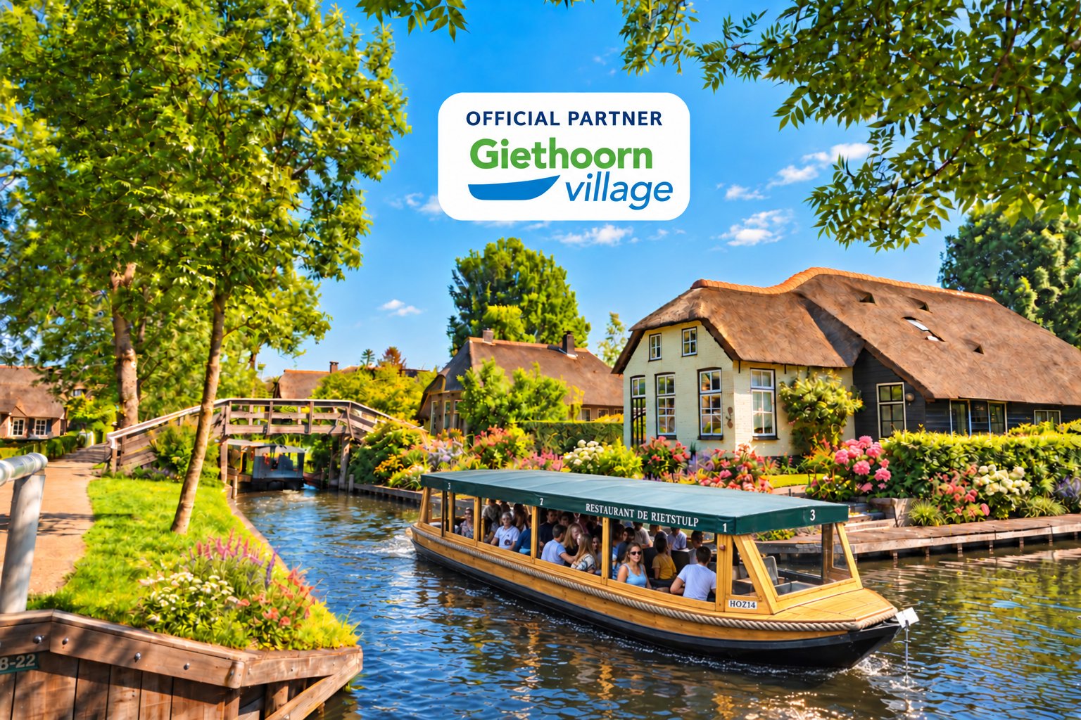 Giethoorn Fairytale Village Tour & Canal Cruise