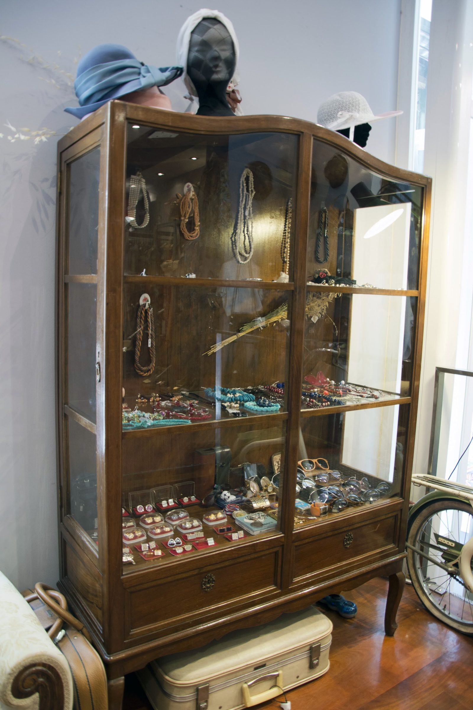 Magpie Vintage