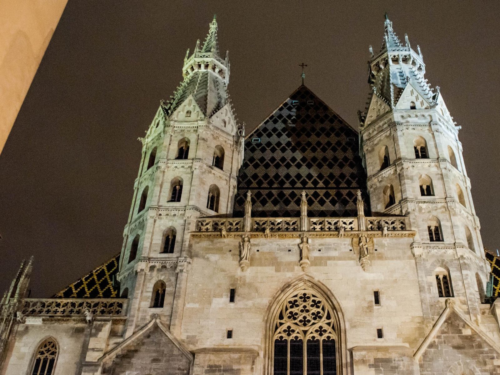 Ghosts and Legends Guided Nighttime Walking Tour