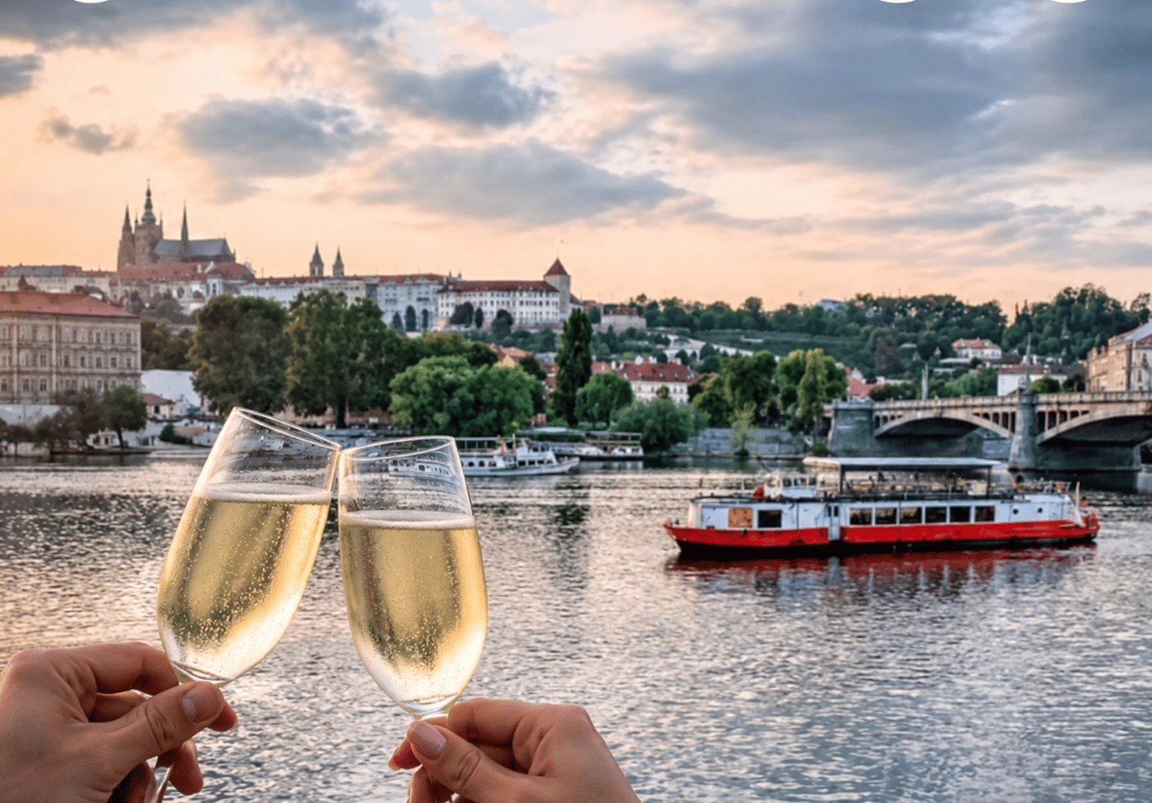 Relaxing One-Hour Vltava River Cruise in Jazz Style