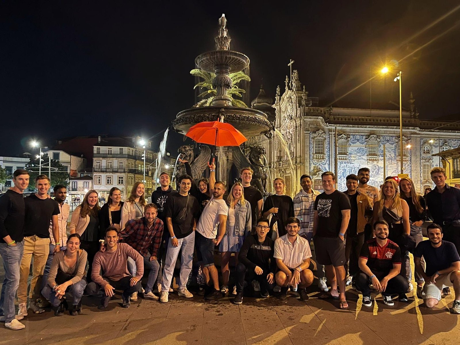 Pub Crawl with 6 Drinks and VIP Club Entry