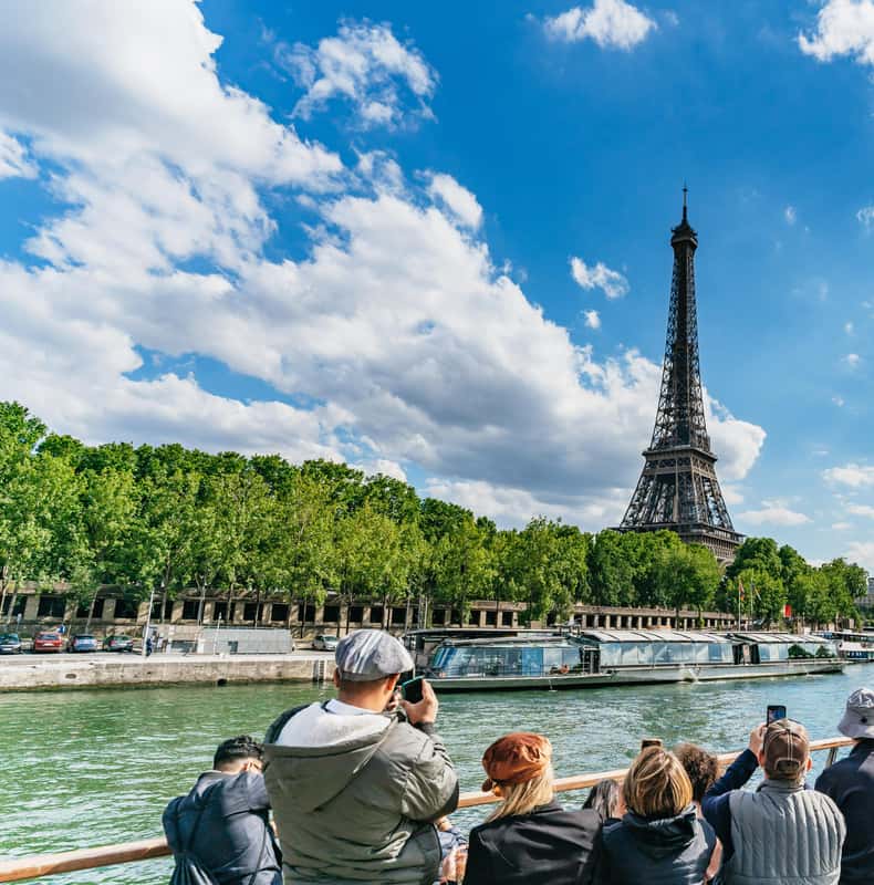 1-hour boat tour - La Seine
