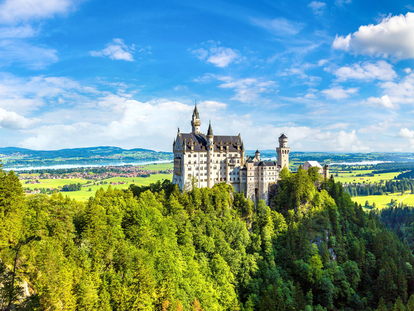 Neuschwanstein Castle Full-Day Trip by Van