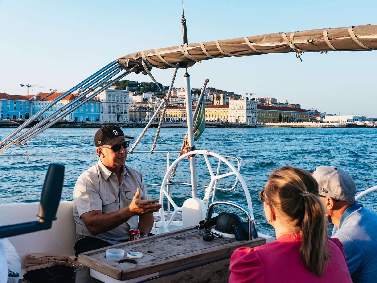 Daytime/Sunset/Night City Sailboat Tour with Drink