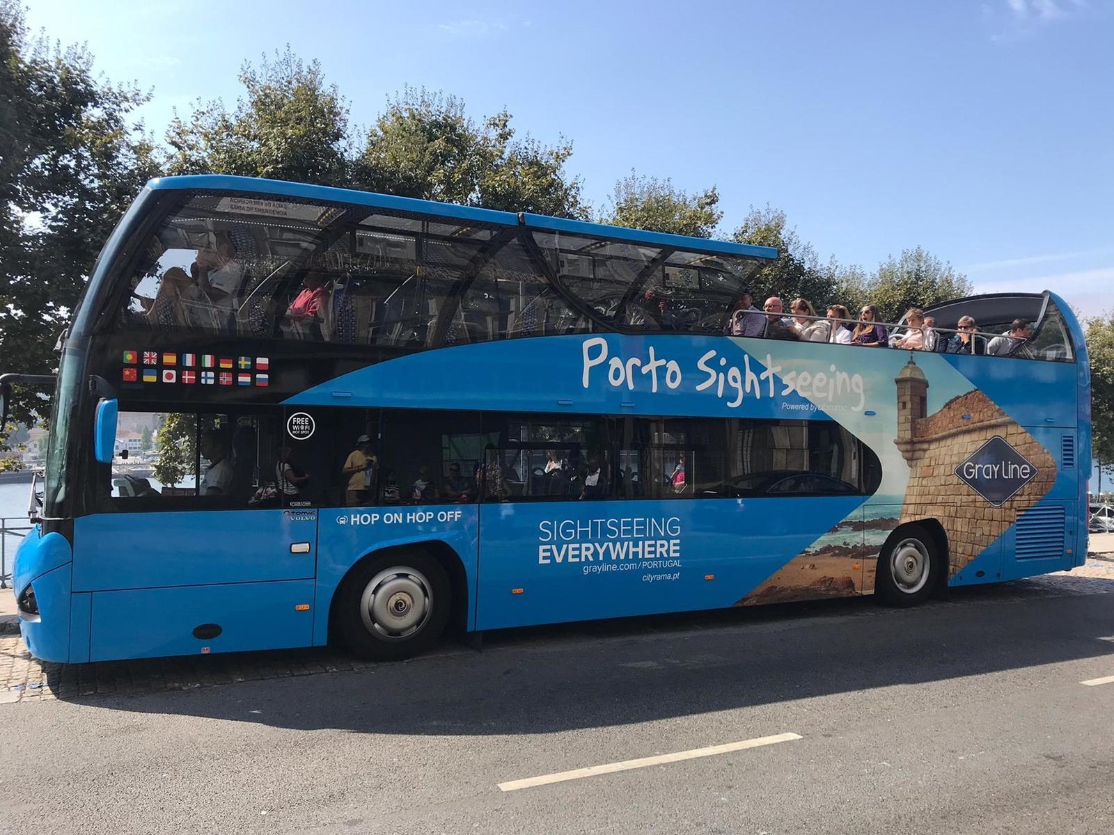 Hop-on Hop-off Bus