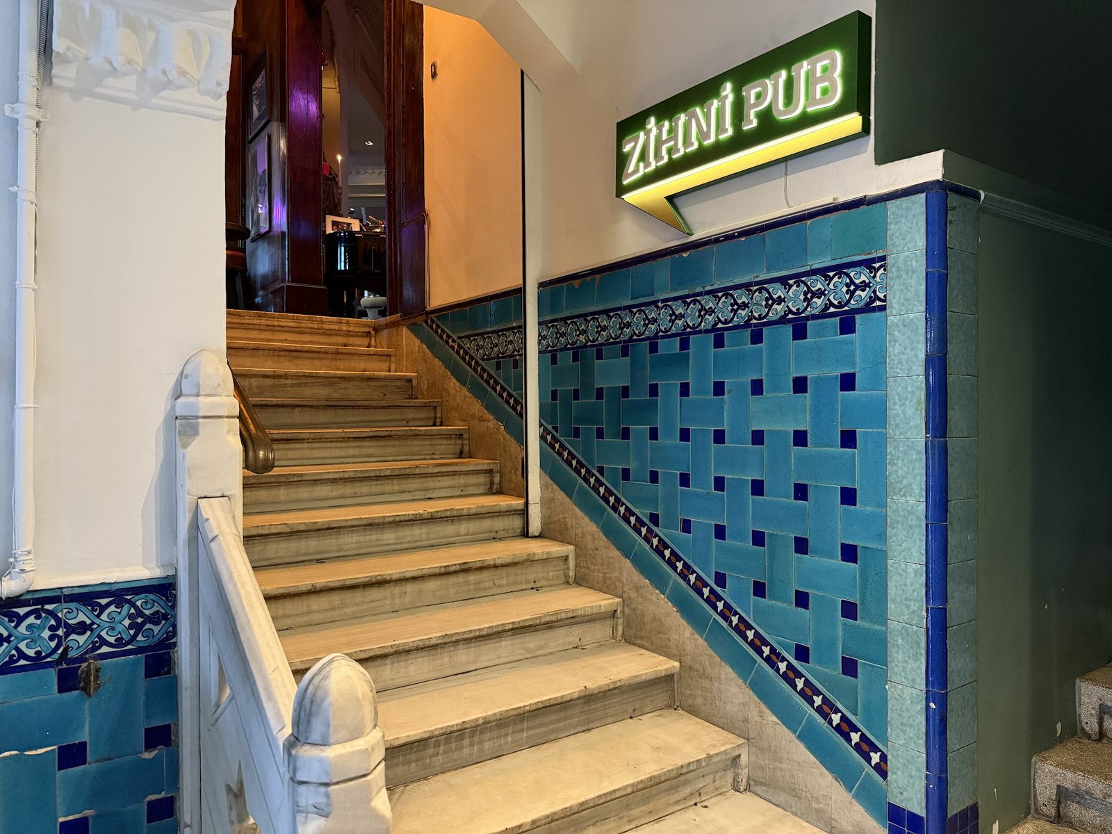 Zihni Bar