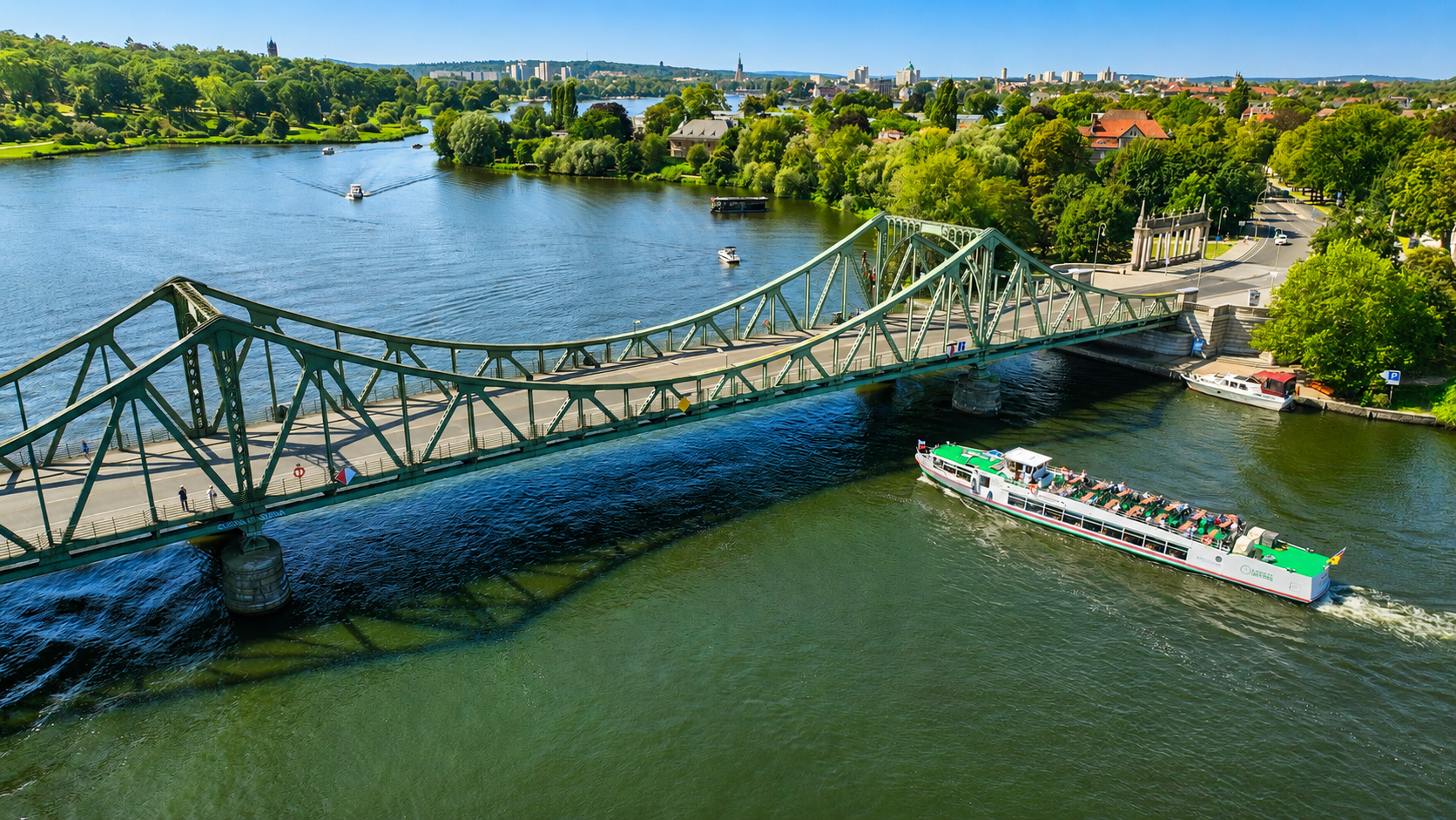 7 Lakes Boat Tour through the Havel Landscape