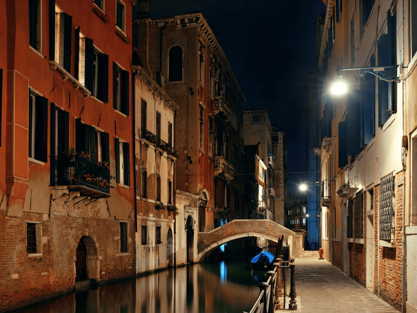 Crimes, Legends, and Mysteries Sunset Tour