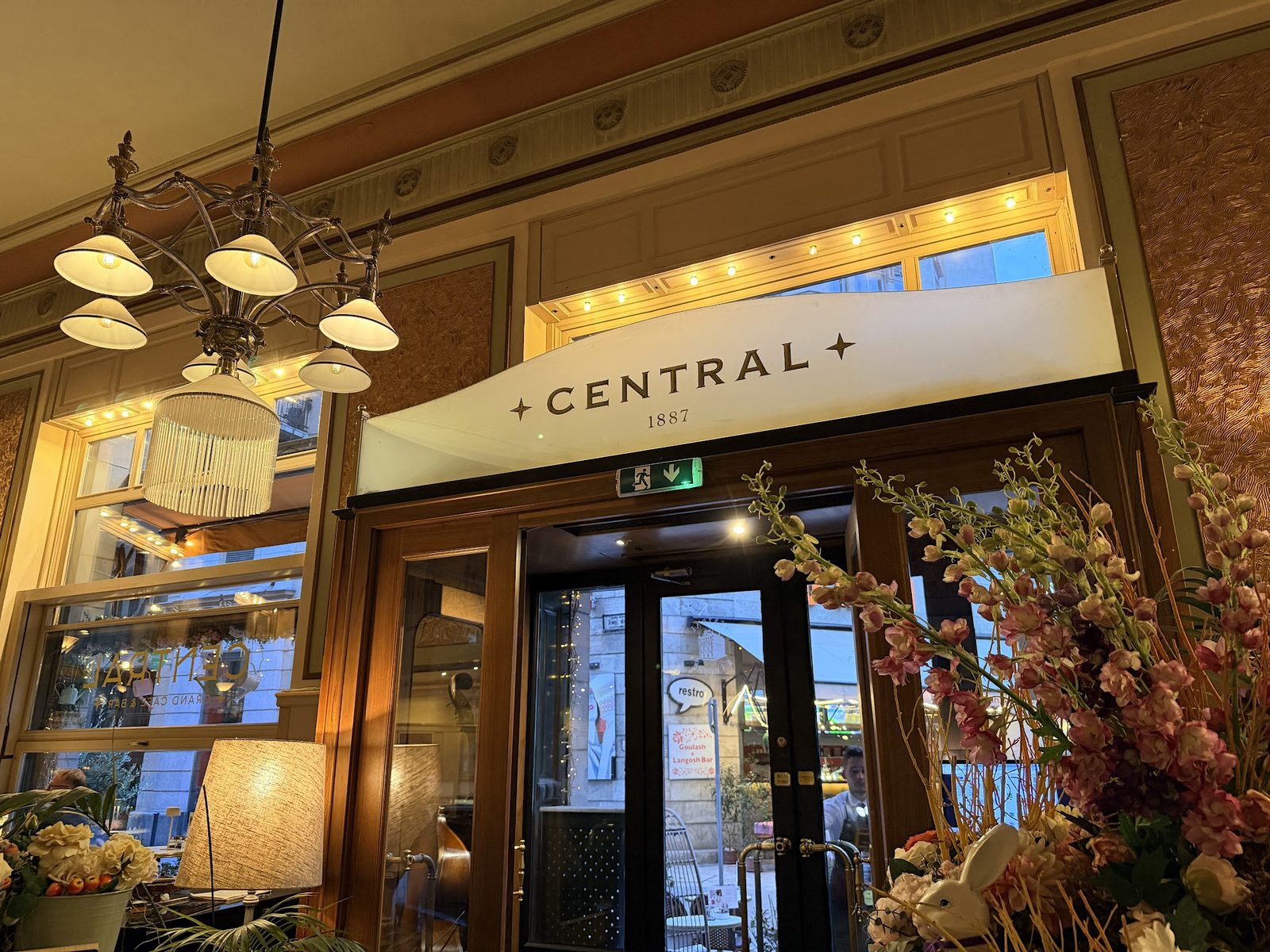 Centrál Grand Cafe & Bar