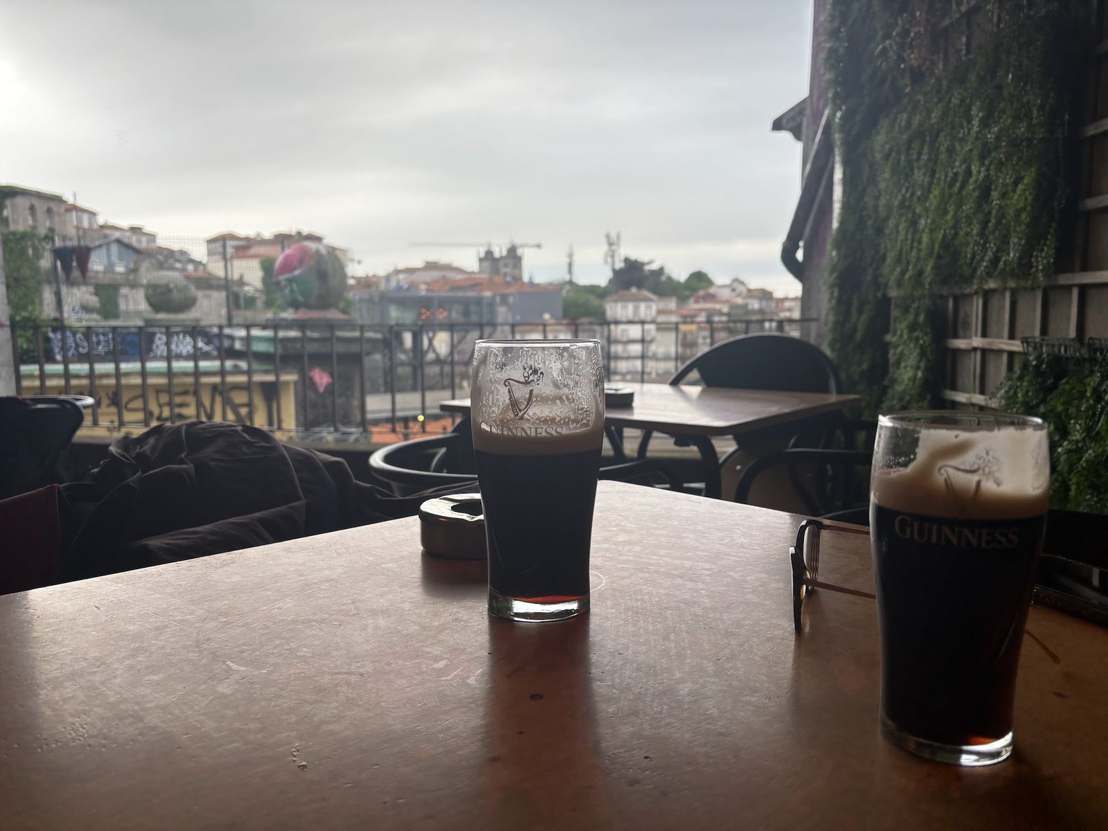 Ferro Bar