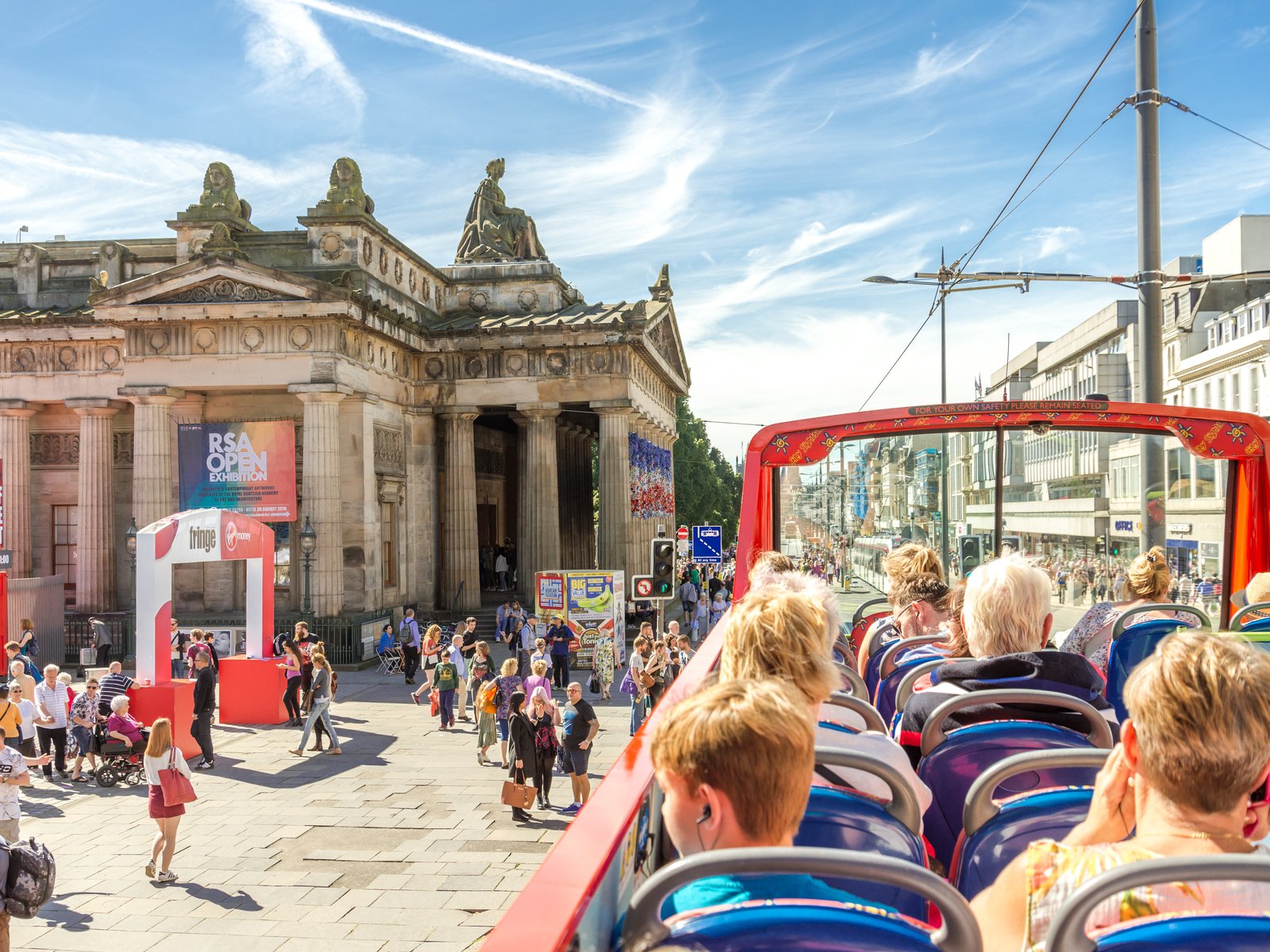 Royal Attractions with Hop-On Hop-Off Bus Tours