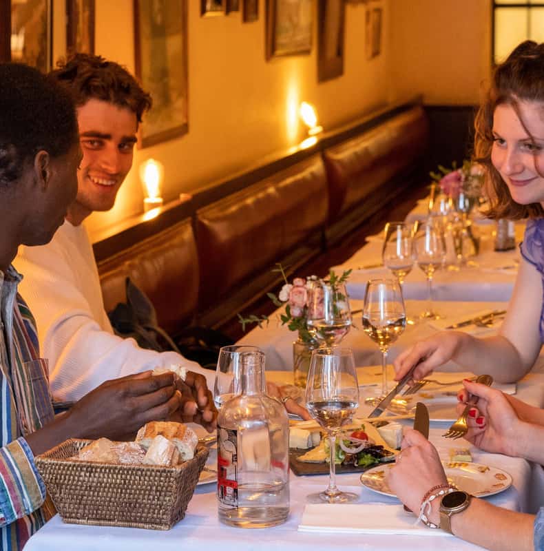 Wine and cheese tasting in Montmartre