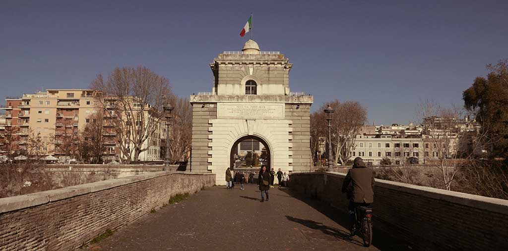 Ponte Milvio Antiquariato | mercatino antiquariato Roma