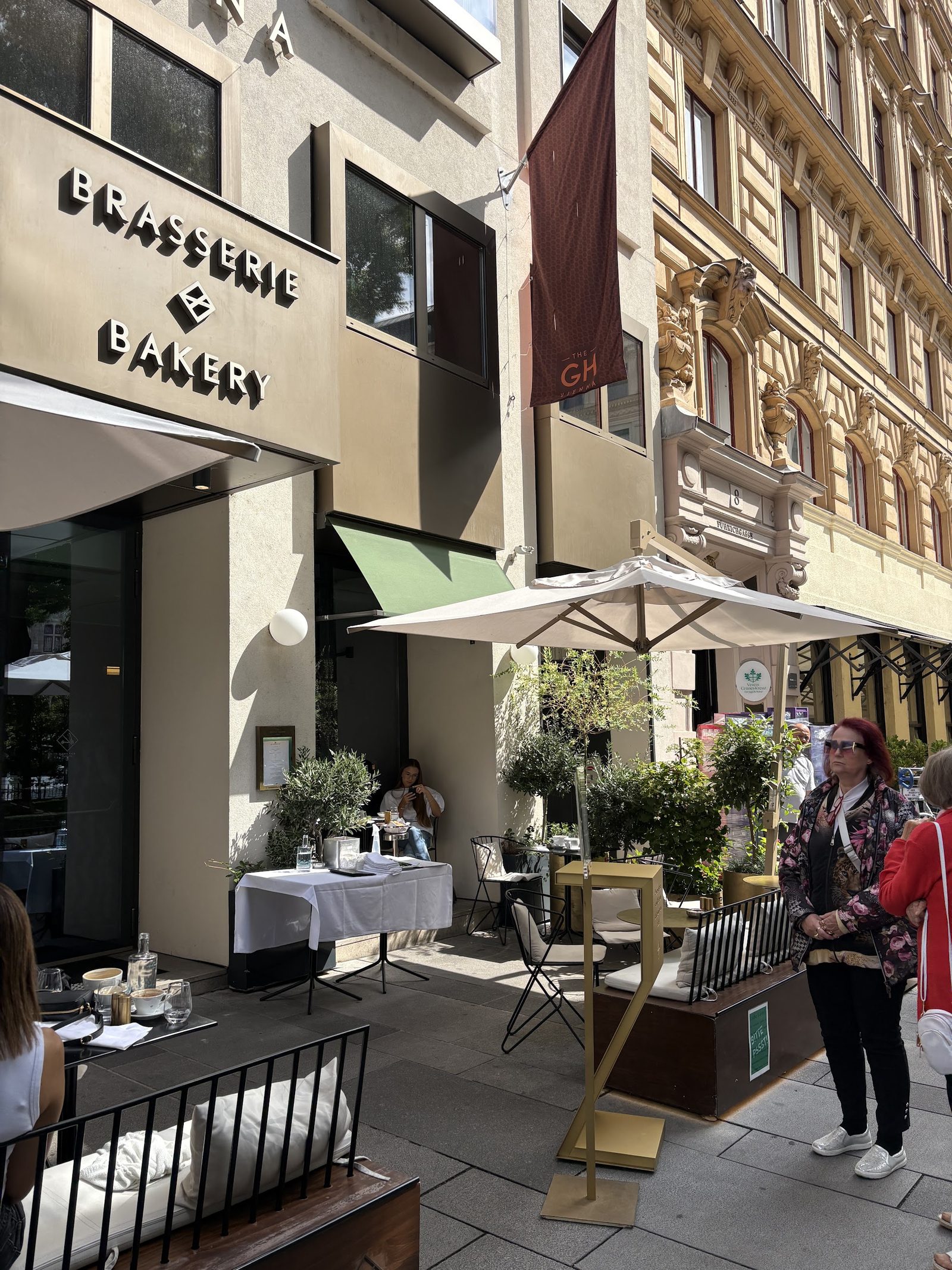 Guesthouse Vienna / Brasserie