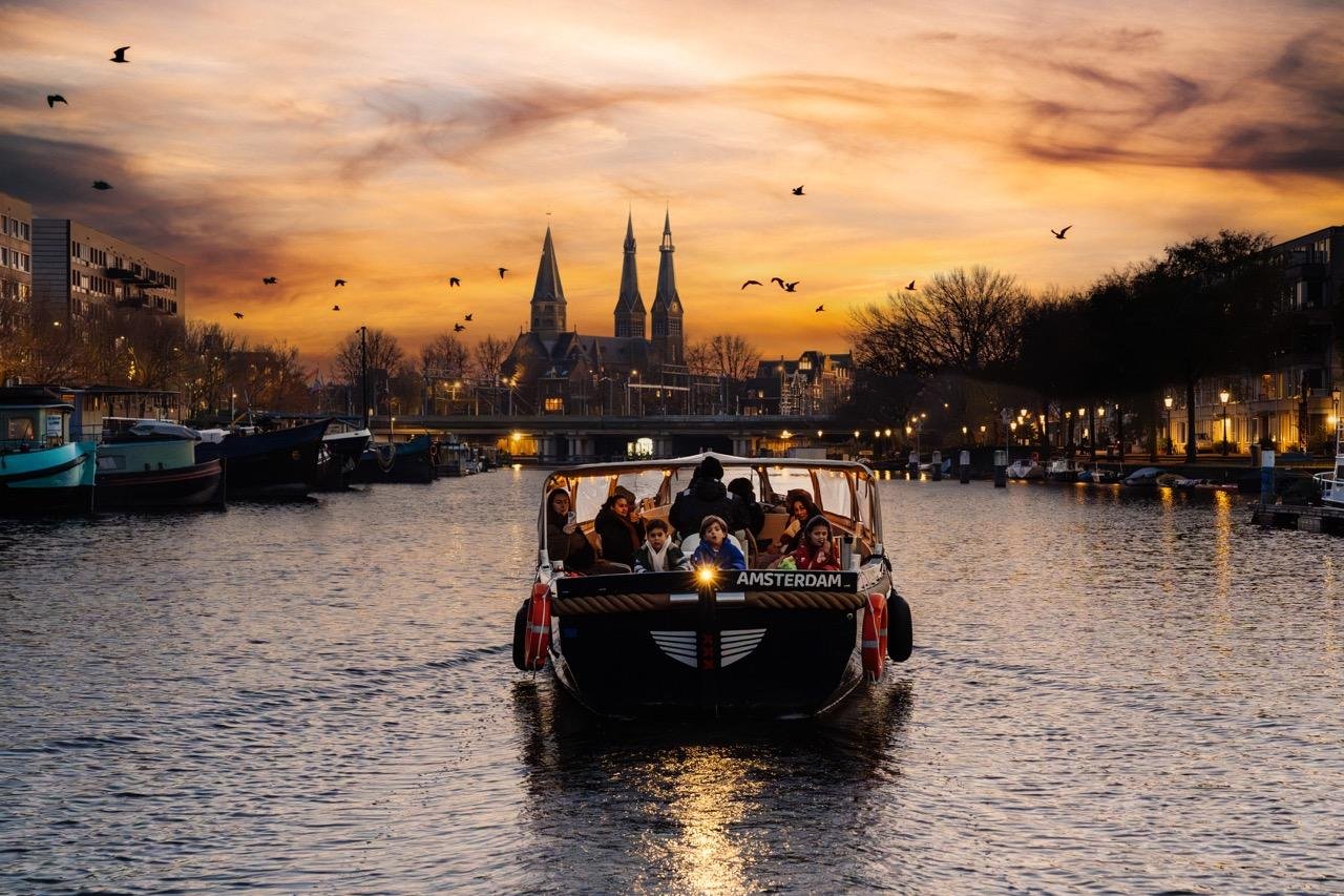 Evening (Sunset) Canal Cruise with drinks