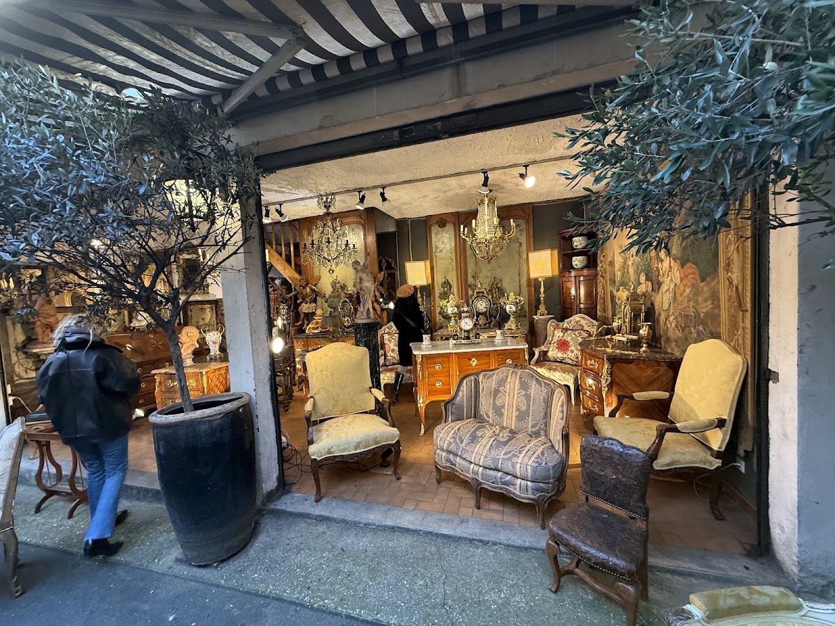 Saint-Ouen Flea Market