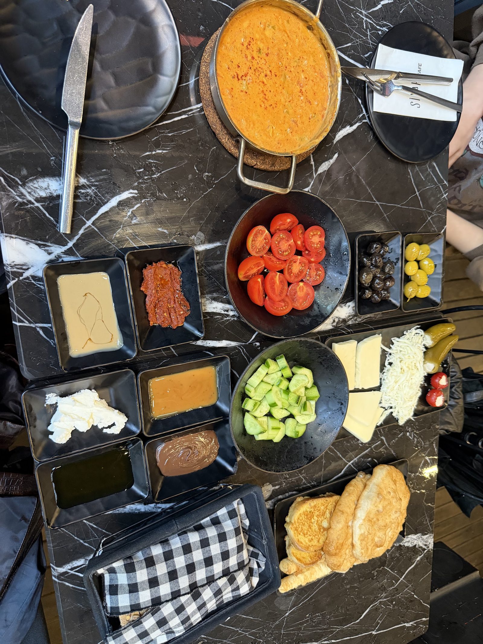 Siyah Cafe & Breakfest