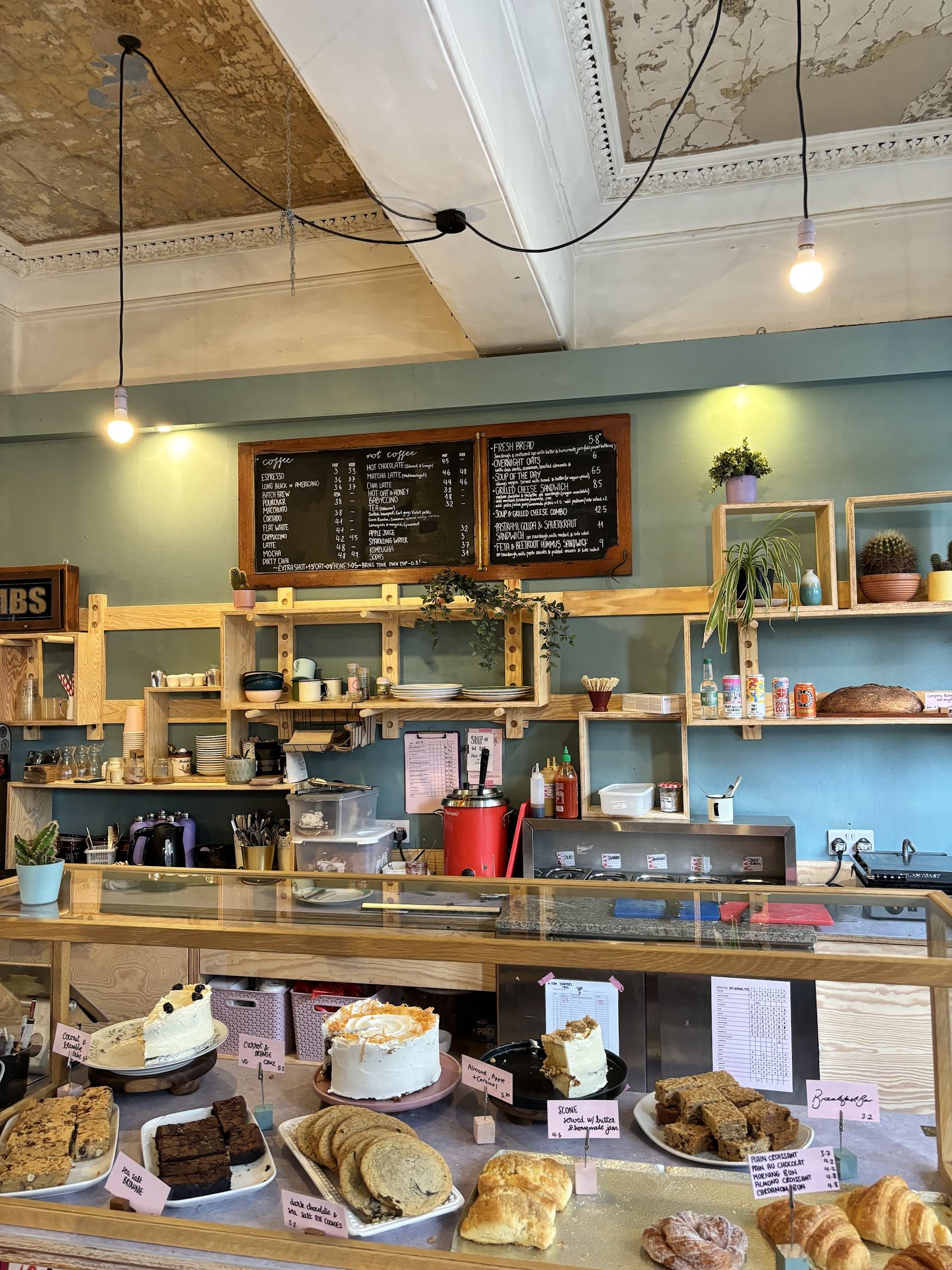 Lovecrumbs West Port