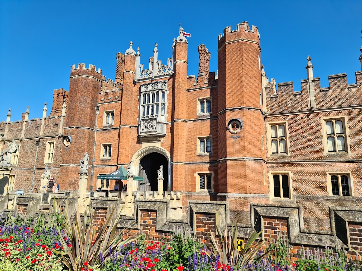 Hampton Court Palace